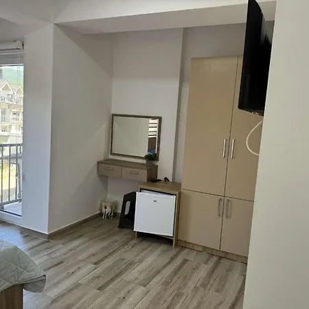 Apartment Paradiso Center