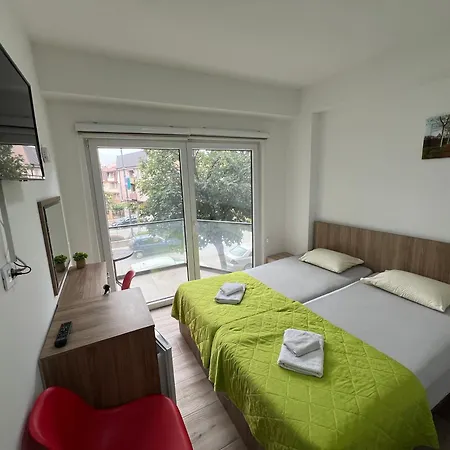 Paradiso Center Apartment